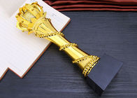 El trofeo elegante y lujo diseñado de la resina, oro plateó el recuerdo glorioso