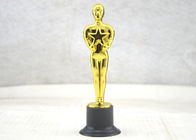 Taza plástica personalizada del trofeo, trofeos plásticos de los niños con la estatua de Óscar