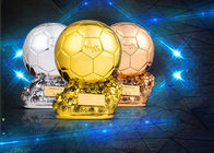Uso material de la competencia de Sporsts del fútbol del premio del fútbol de la resina de encargo de los trofeos