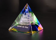 3D grabó premios de cristal coloridos de la taza cristalina del trofeo como recuerdos de la competencia