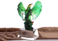 Recuerdos de cristal de los ganadores de Liuli del chino del jade con Eagles esmaltado en el top